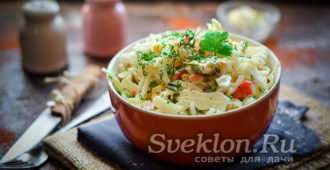 салат с крабовыми палочками