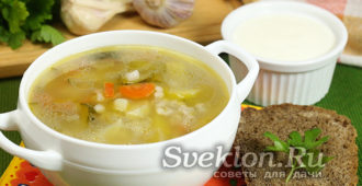 Рассольник с солеными огурцами