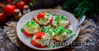 помидоры с творогом и чесноком