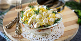 салат со шпротами и овощами